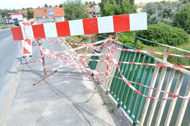 Na razie taśmy, wkrótce barierka
