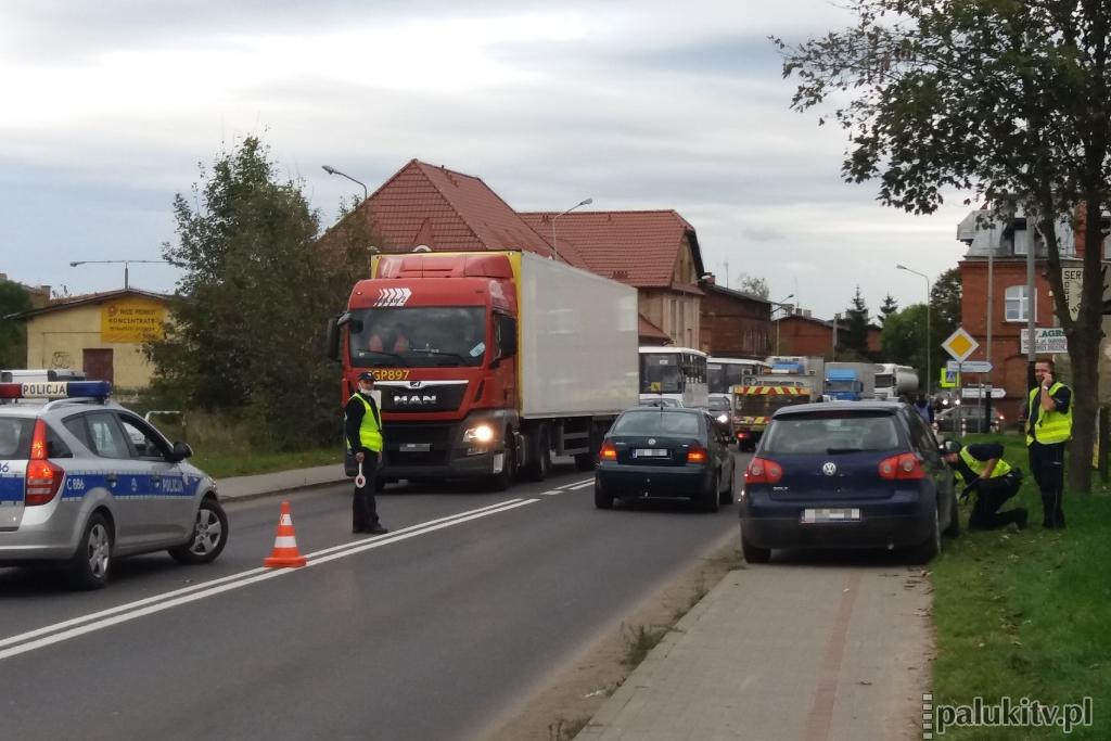 Kobieta potrącona na przejściu