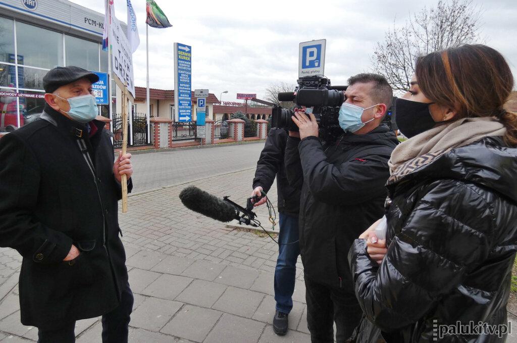 Przeciwnicy wycinki jarzębin w telewizji