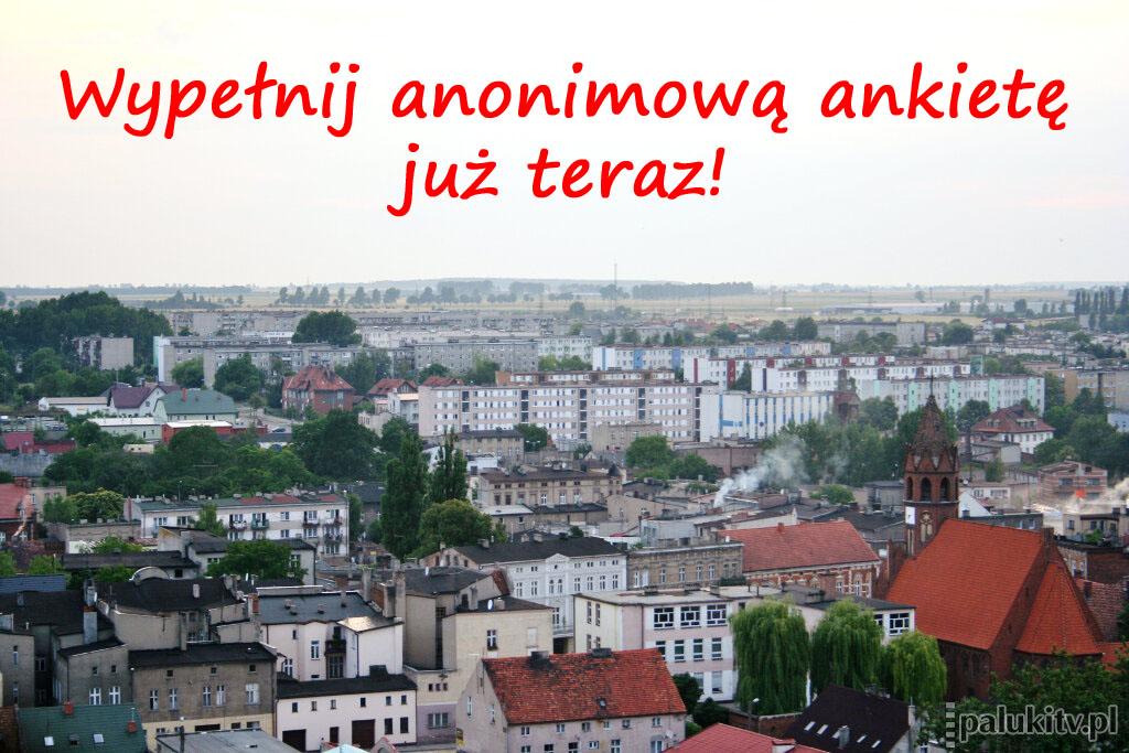 Poziom zadowolenia z warunków życia