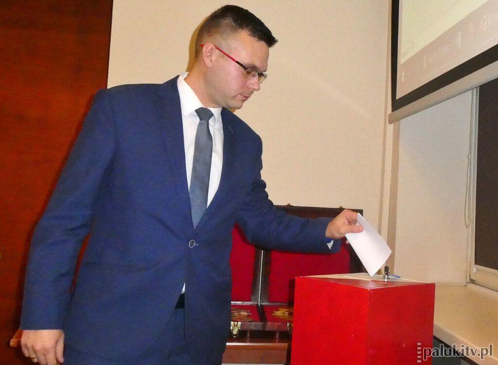 Odchodzi z klubu PiS