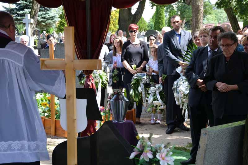 Patrycja spoczęła w grobie rodziców