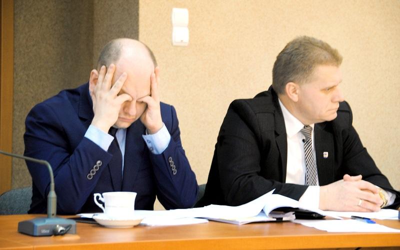 Starosta się boi, burmistrz pewien swego