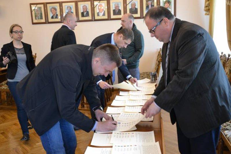 Spotkanie z marszałkiem w samo południe