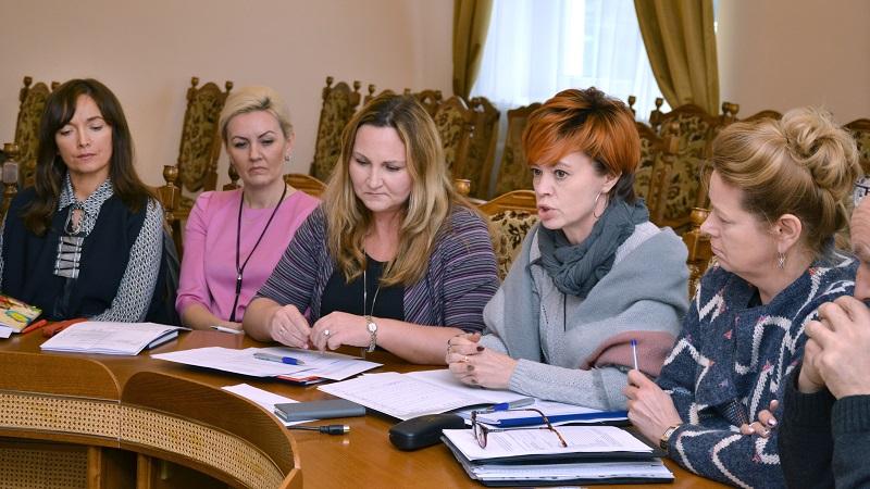 W Barcinie nie przewiduje się zwolnień w szkołach