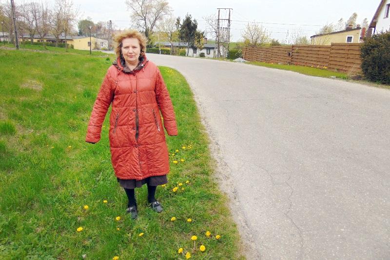 Piesi nie widzą samochodu, kierowca nie widzi pieszych