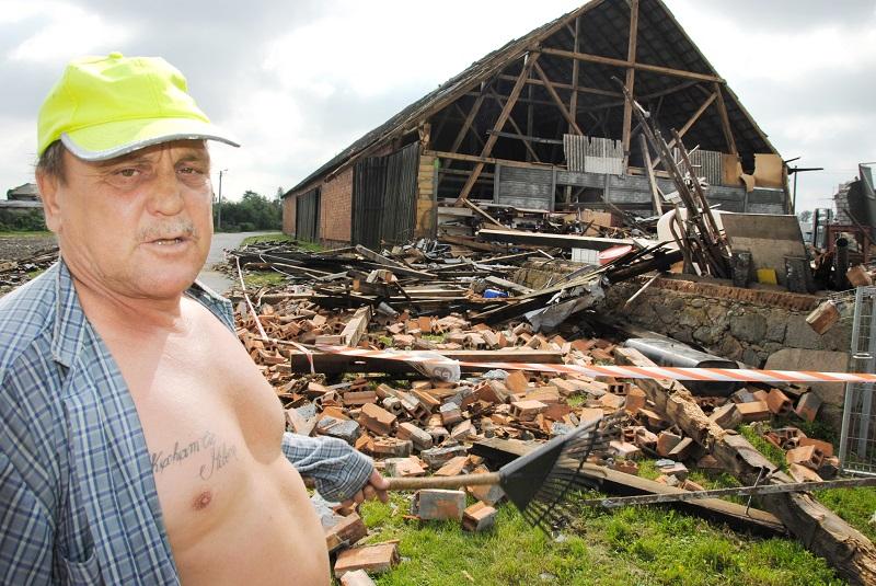 Nawałnica nad Żninem i trąba powietrzna nad Lubostroniem