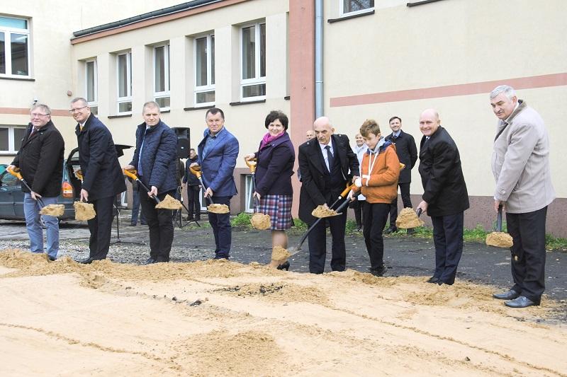 Ruszyła budowa hali sportowej