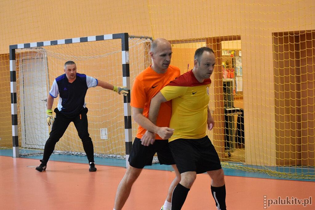 Szubin w półfinale