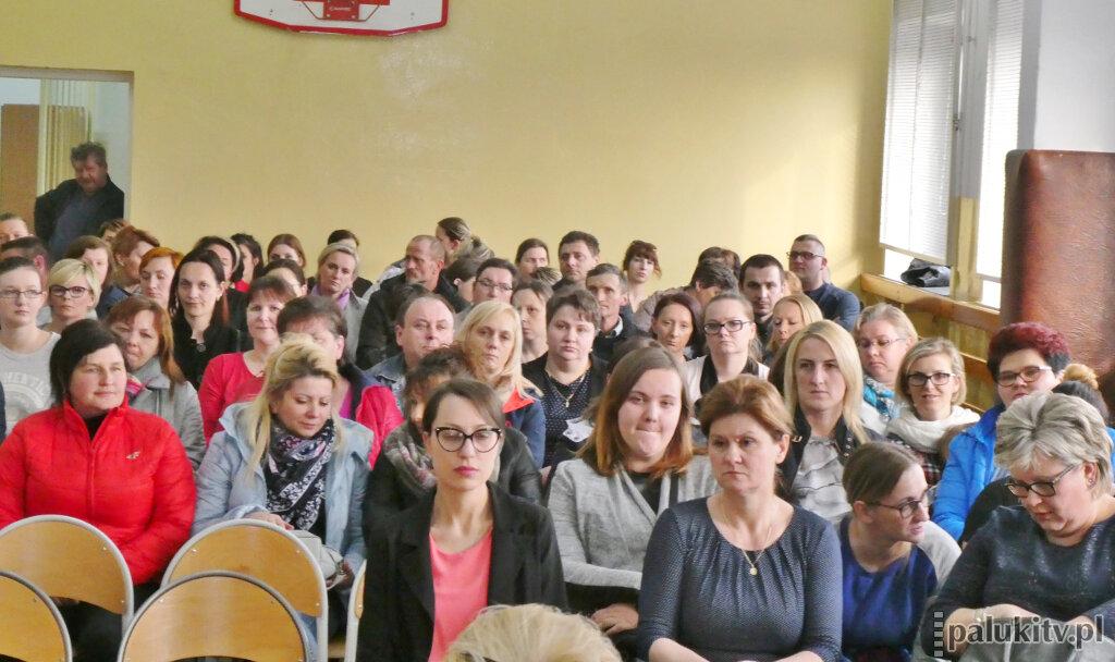 Będą walczyć o szkołę w Gorzycach