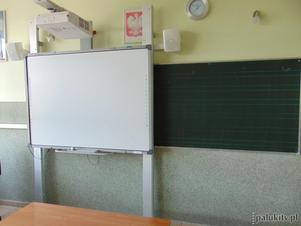 Nauczyciele są, młodzieży nie ma 