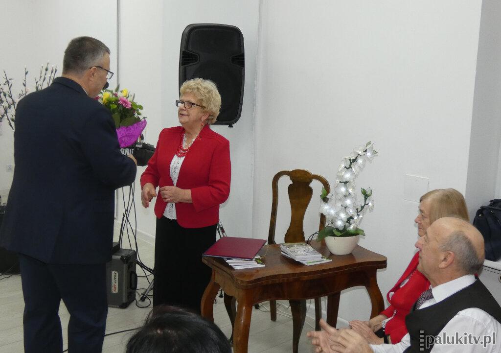 Poezja, rękodzieło i muzyka
