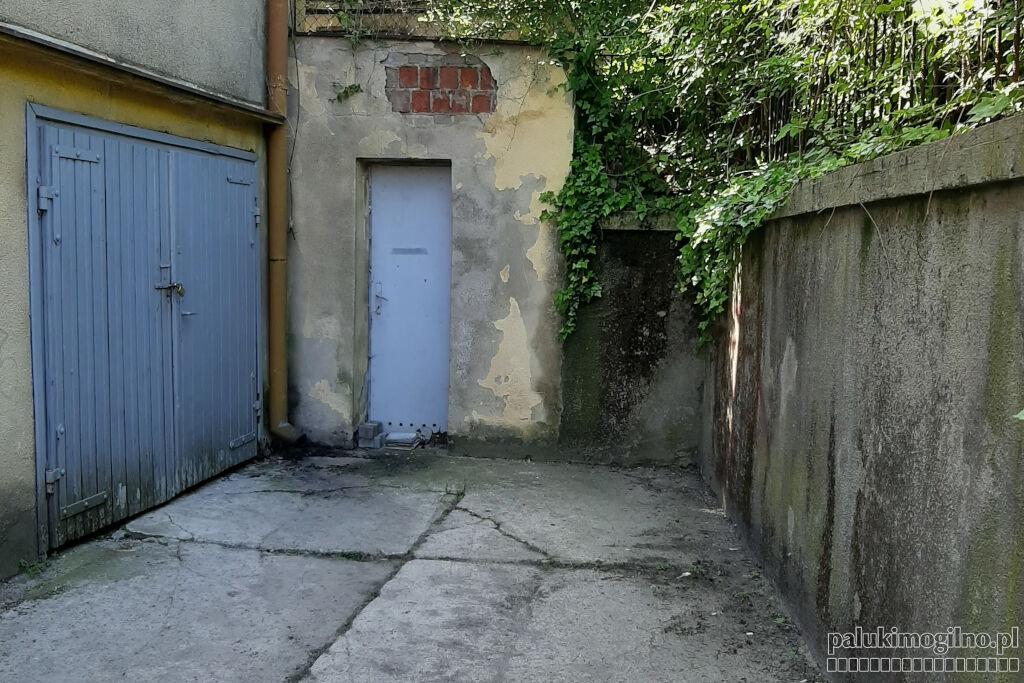 Zajmował się zwłokami, został zwolniony z pracy