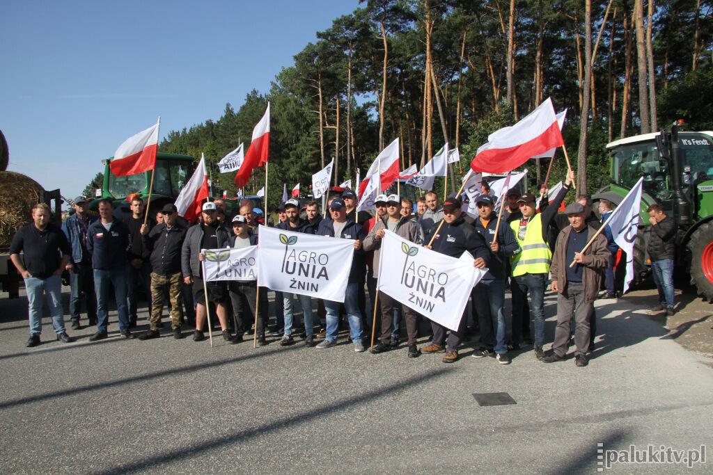 Trwa blokada krajowej piątki