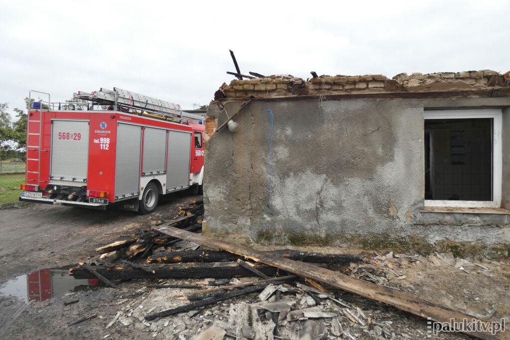 Sześć osób straciło dach nad głową