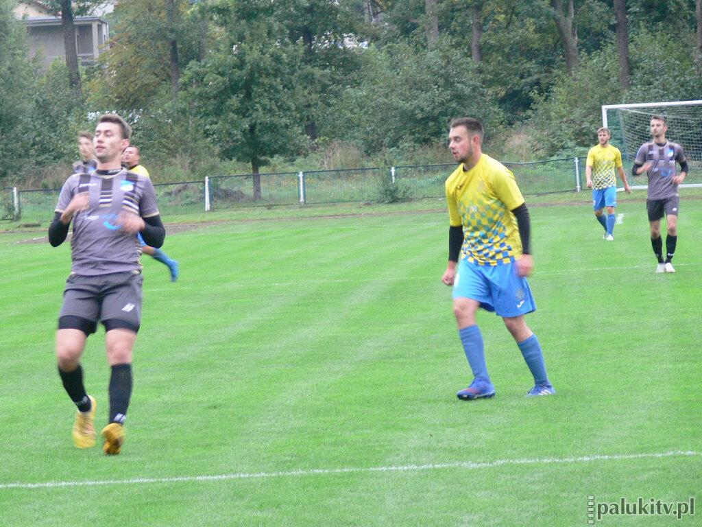 Gol Kewina Leberta za trzy punkty