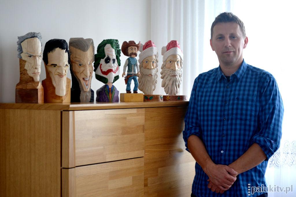 Rzeźbiarz nietypowych karykatur
