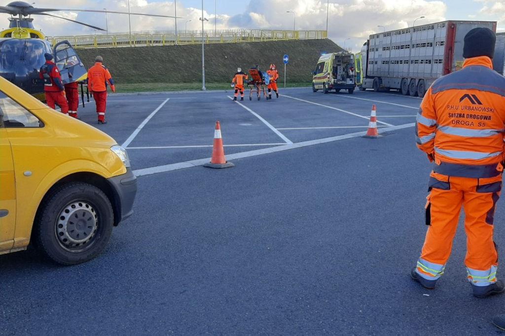 Interwencja służb medycznych na MOP ŻNIN