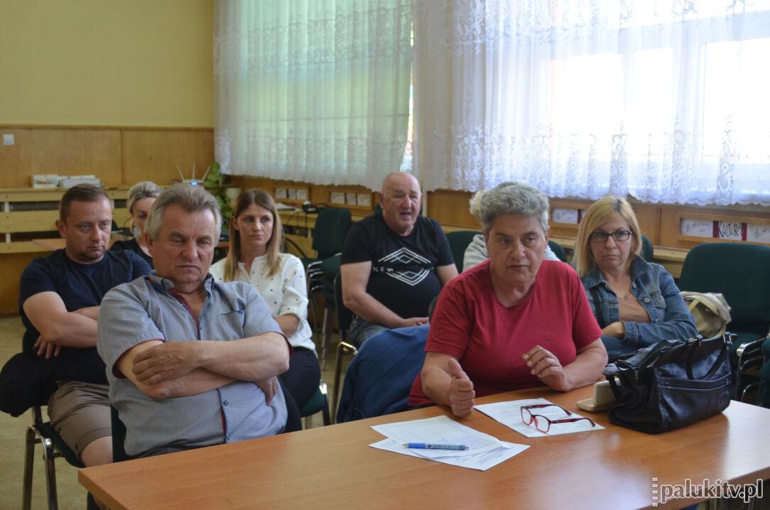 Rozprawa administracyjna się odbyła, ale nikt nie złożył dokumentów. Wkrótce wójt Rogowa wyda decyzję środowiskową