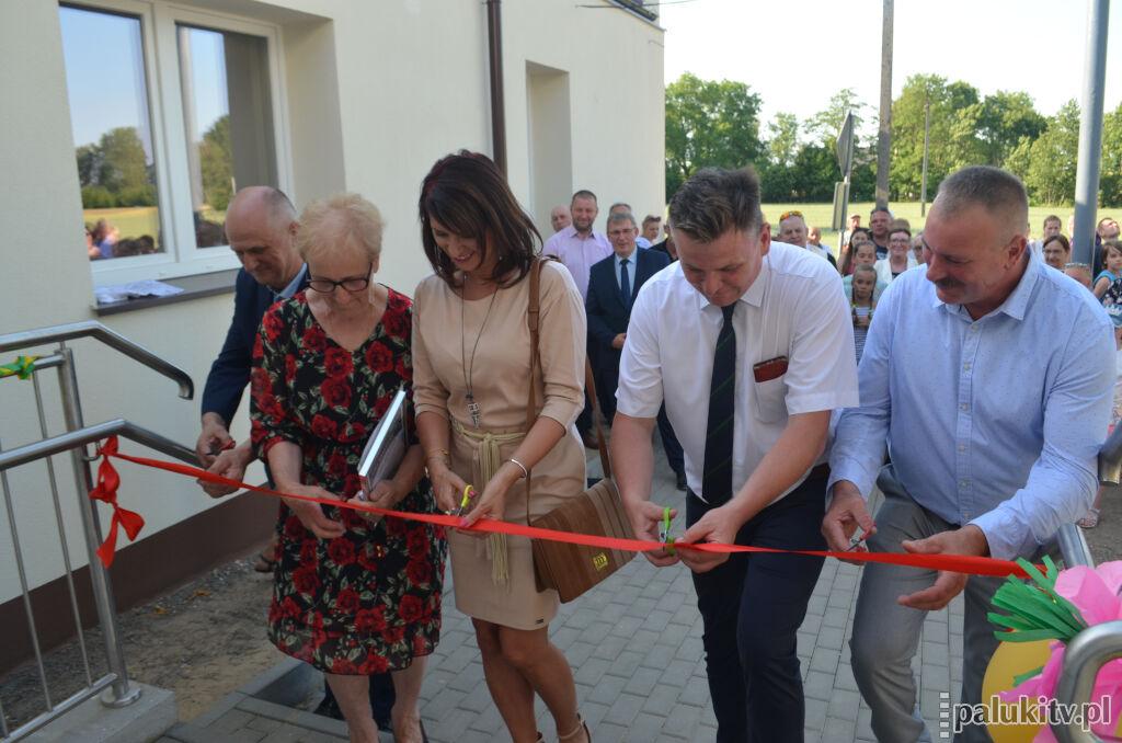 W Szelejewie uroczyście otworzono wyremontowaną świetlicę. Podczas festynu powitano lato