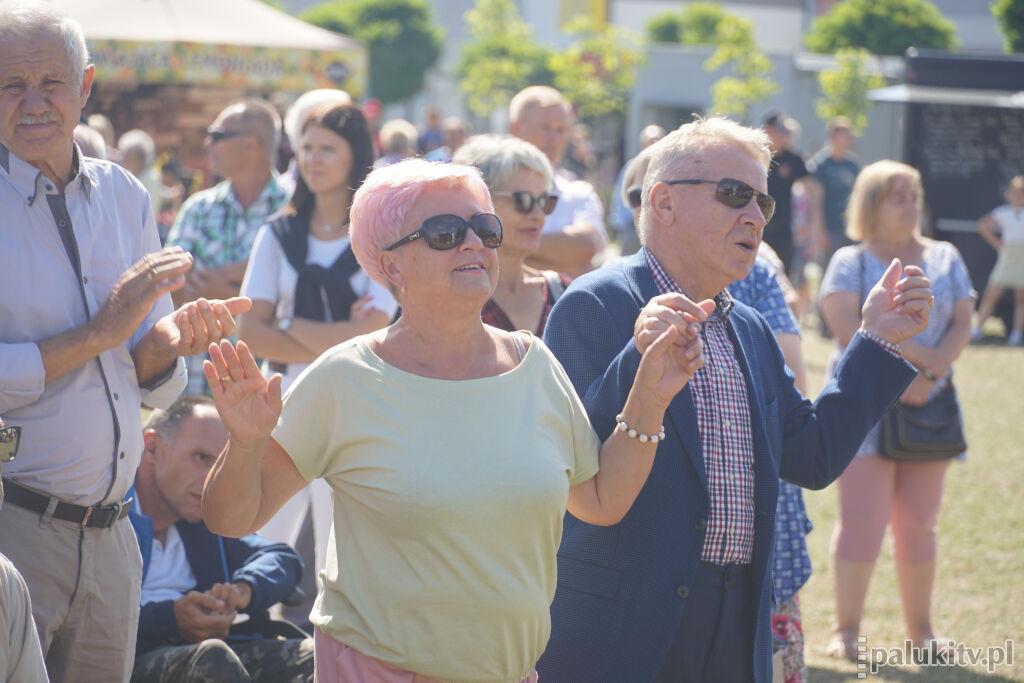 Tyci, tyci - czyli gospodynie z Pturka o jeden kubek smakowy przed KGW Piechcin. Mamliczanki bez hat tricka, przesytu żeberek nie było