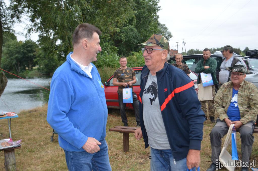 Gąsawscy wędkarze niegościnni na zawodach powiatowych. Najlepszy zawodnik wyłowił ponad 7 kg ryb