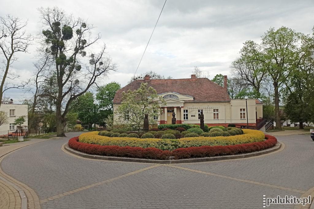 Gminne Centrum Kultury i Biblioteki w Kcyni nieczynne do odwołania. Szykuje się przebudowa, trwa przeprowadzka