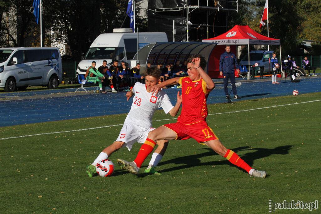 Polska gościem na boisku w Szubinie. Przegrana polskiej kadry U-17 z Czarnogórą (zdjęcia)