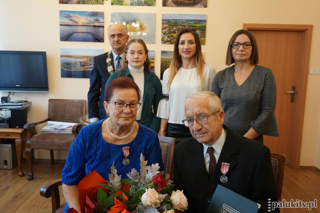 Państwo Czesława i Henryk Sudołowie z Obudna 50 lat w szczęśliwym małżeństwie