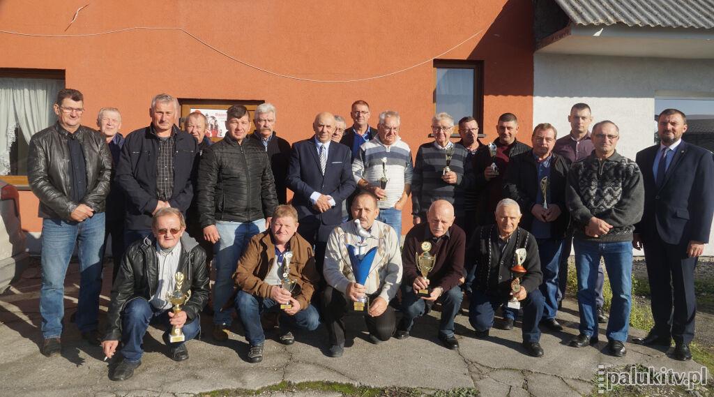Duże straty w gołębnikach. Trudny sezon barcińskich hodowców 
