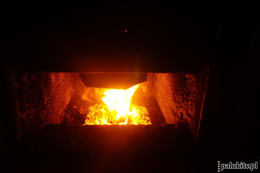 Ratusz w Barcinie przygotowuje wzór wniosków o zakup węgla. Cena 2.000 zł/tonę, ale bez dowozu i workowania