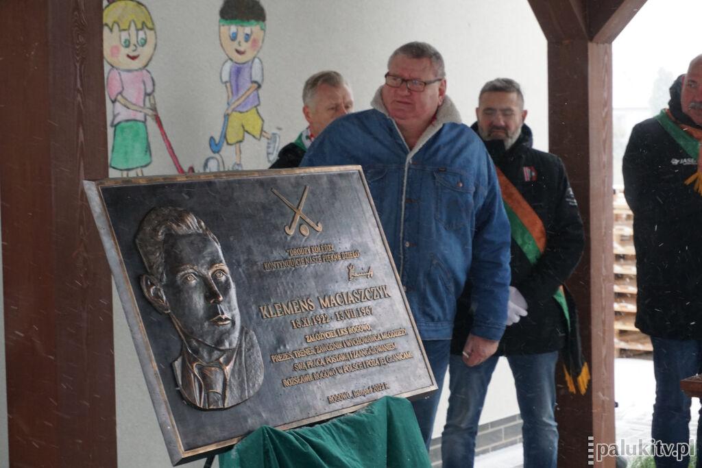 Klemens Maciaszczyk uwieczniony w brązie w setną rocznicę urodzin