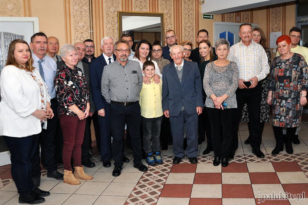 102. urodziny Edmunda Bałki. 200 lat dla pasjonata piłki nożnej, książek historycznych i ogrodu (zdjęcia)