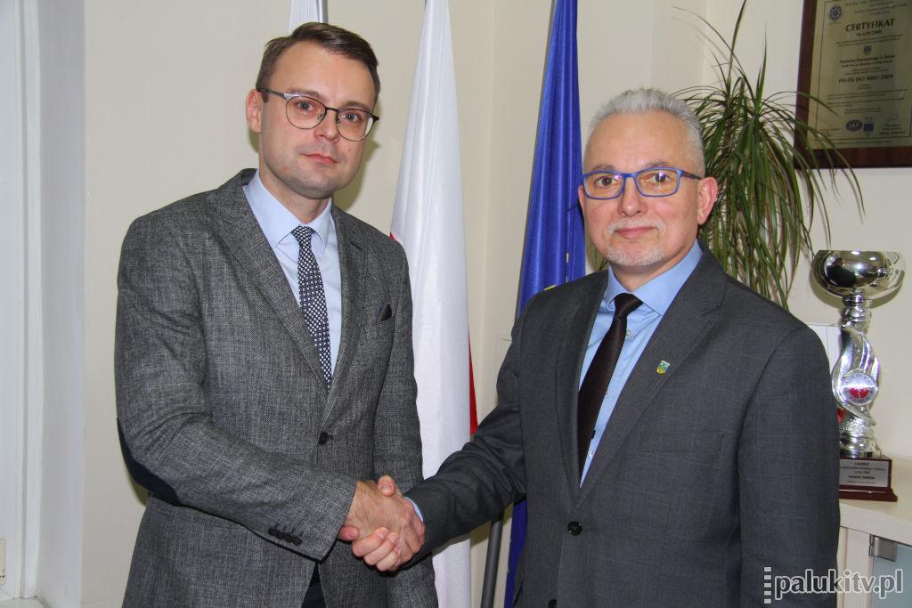 Forum Samorządowe Pałuki ma kandydata na burmistrza Żnina. To Łukasz Kwiatkowski. W gminie Żnin nie dzieje się najlepiej