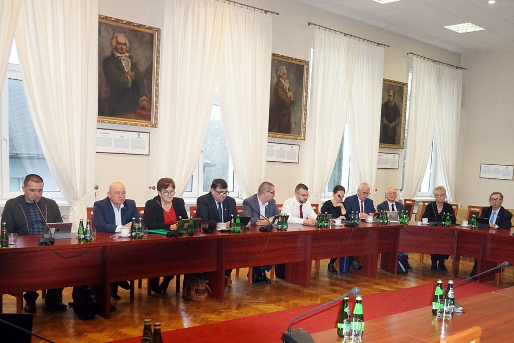 Radni Żnina próbują się dogadać, ale nie jest łatwo