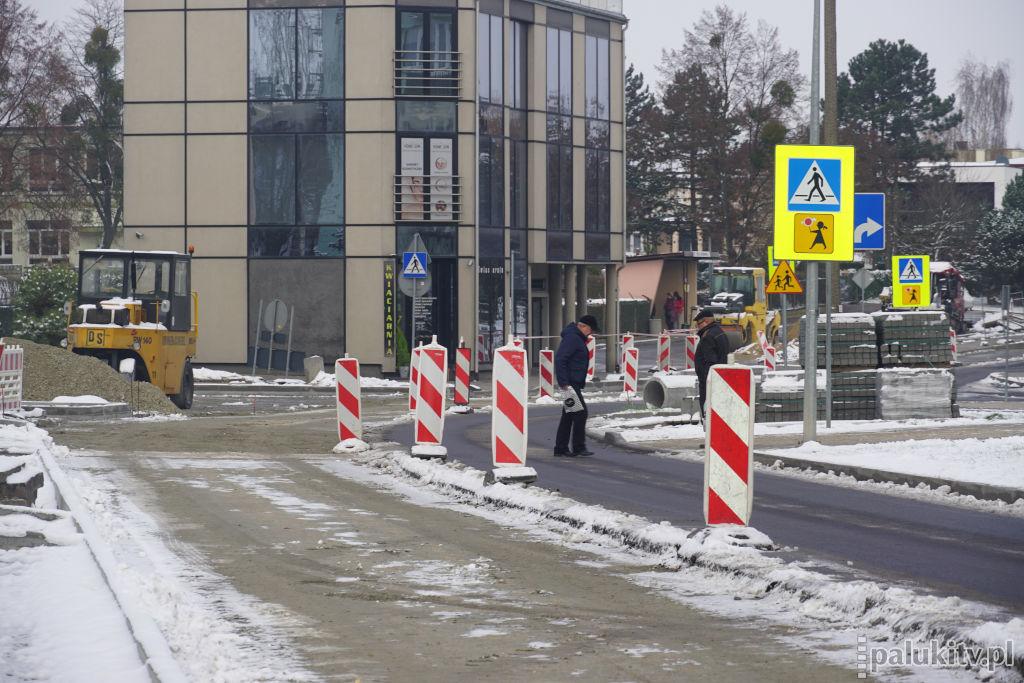 3 stycznia mają kłaść asfalt na ul. Browarowej w Żninie. Będą utrudnienia w ruchu