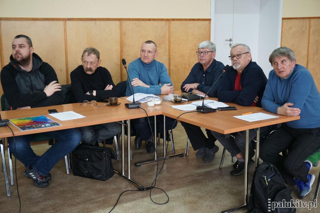Rogowo miastem? Na pewno nie od 2024 r. Władze gminy i radni nie chcą podjąć pochopnej decyzji