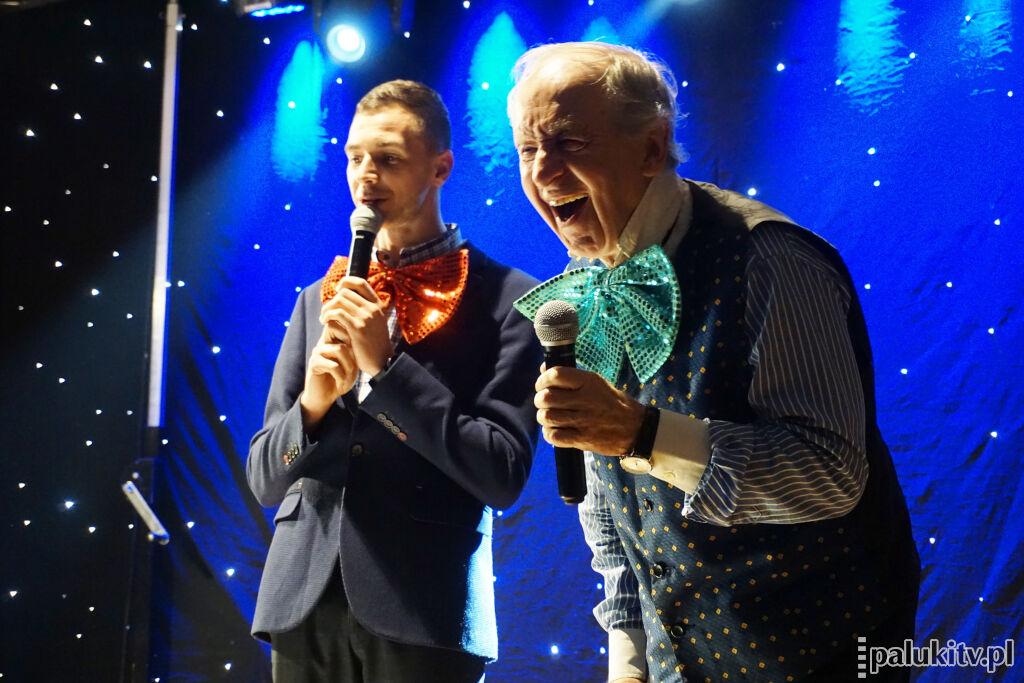 Dziś w Janowcu wielki bal, dziś w Janowcu karnawał - śpiewał Andrzej Rosiewicz (zdjęcia + wideo)