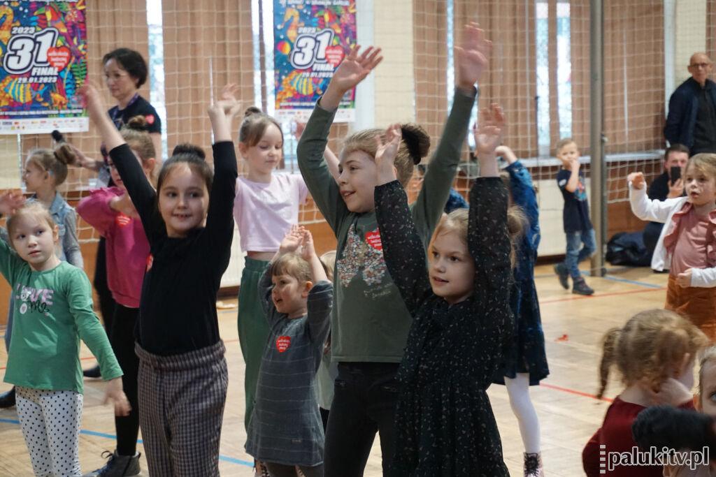 Z roztańczonej Kcyni na walkę z sepsą popłynie ponad 32.000 zł (wideo + zdjęcia)