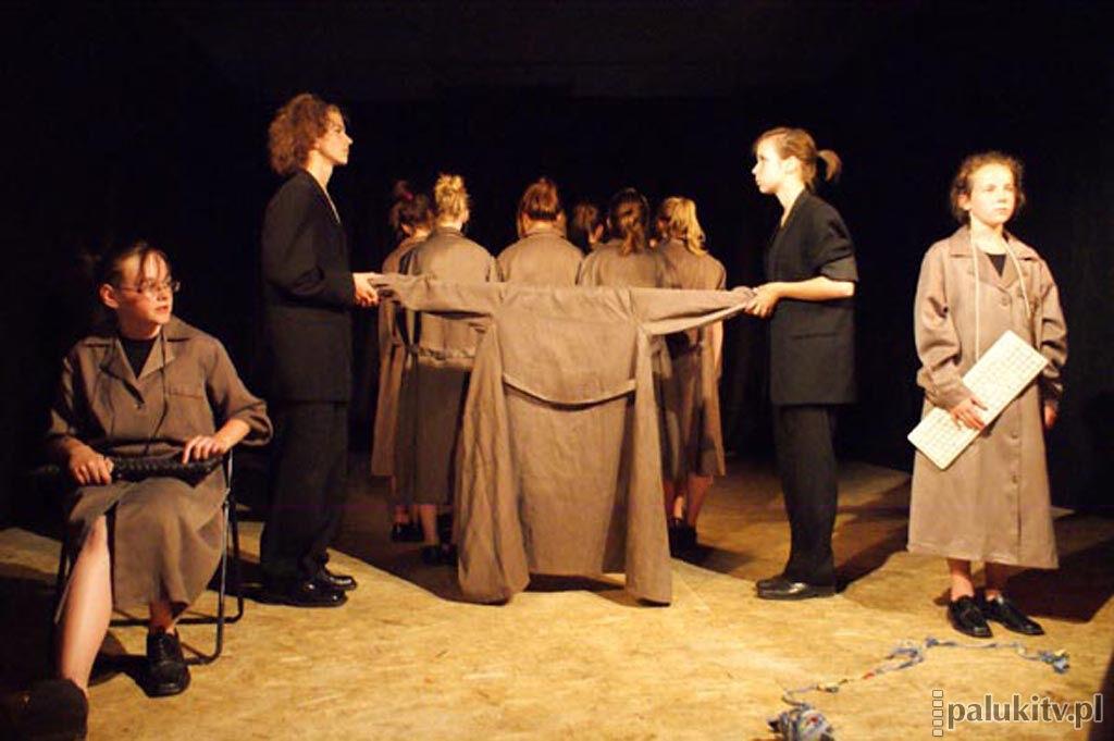 Marzysz o sukcesie? Zgłoś grupę do przeglądu teatrów amatorskich