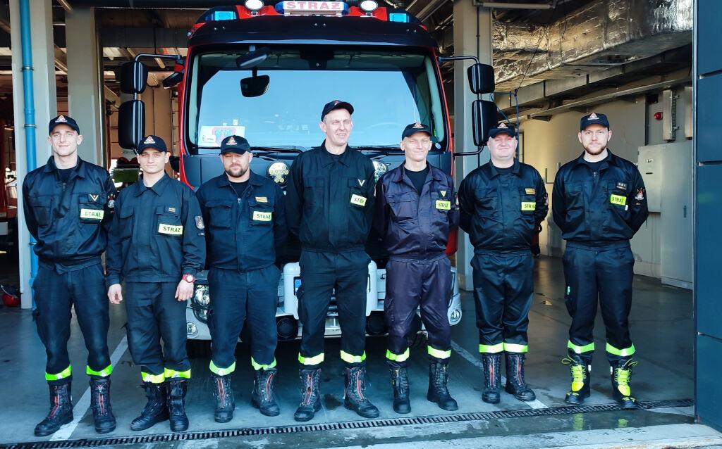 Strażacy ze Żnina uratowali rowerzystę, którego serce się zatrzymało. To, że zasłabł akurat przed komendą, zapewne uratowało mu życie