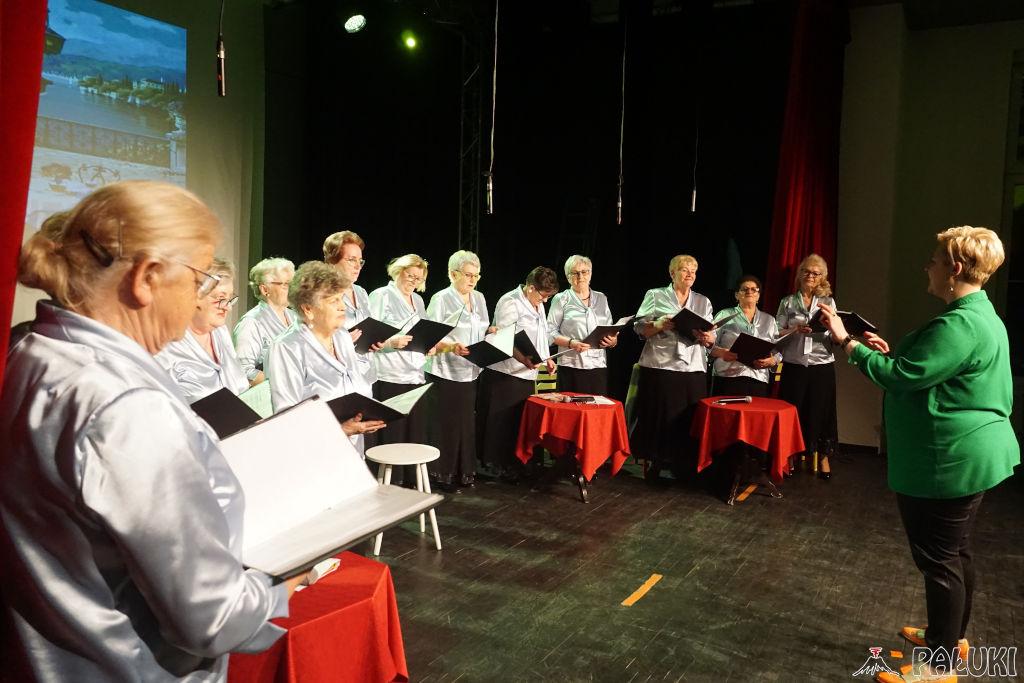 Jaśminki mają nowe stroje. Wystąpiły w nich na koncercie w ŻDK (wideo)