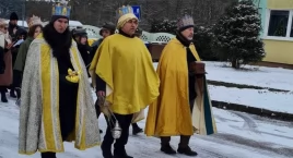 Kolędowanie z Teatrem Muzycznym z Lubostronia punktem kulminacyjnym Orszaku Trzech Króli