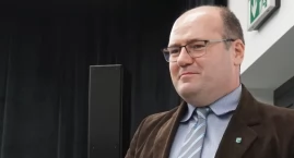 Leszek Grzeczka wygrywa wybory na burmistrza Janowca Wlkp. 