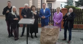 Feliks Malinowski byłby zadowolony. Zdrój i legenda o nim otwarte na ul. Wodnej (wideo + zdjęcia)