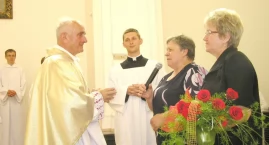 80-letni jubilat, ks. Franciszek Misiewicz wycierał z oczu łzy