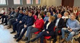 „Widzieć wcześniej, działać skuteczniej” - konferencja wobec uzależnień, przemocy i kryzysów dzieci i młodzieży.