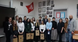 Powstańcze dyktando o pióro burmistrza w żnińskiej jedynce. Zwyciężył Jakub Maciuba z SP 5