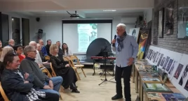 Na pogrzebie Czesława Niemena siedział dwa metry od &hellip;