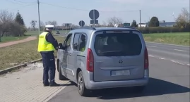 43 przekroczenia prędkości i prawa jazdy zabrane kierowcom w Młodocinie i Kani